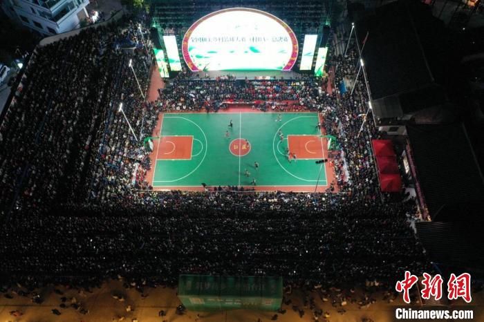 村BA总决赛上演粤地德比：沙溪镇84-78夺冠并戴银