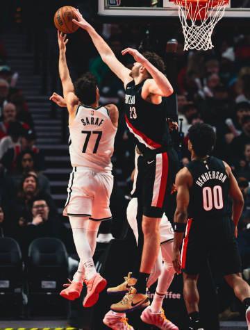 杨瀚森首秀添战力 开拓者大胜送篮网8连败