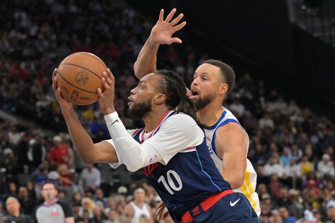 勇士逆转快船晋级季后赛 伦纳德受困格林防守